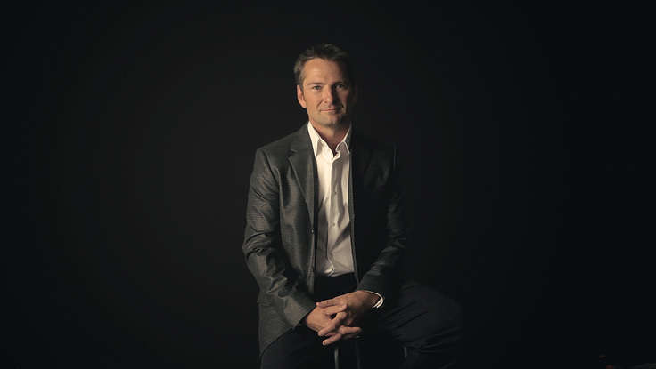 Retail Splits in Two: High-Fidelity Experiences vs. Convenience: Doug Stephens